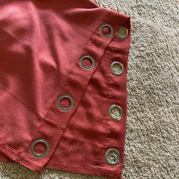 Burgandy 52X84  (6 Panels) Metal Rod Pockets Top of the line. - Picture 4 of 5